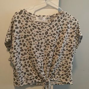 Leopard short sleeve shirt - M